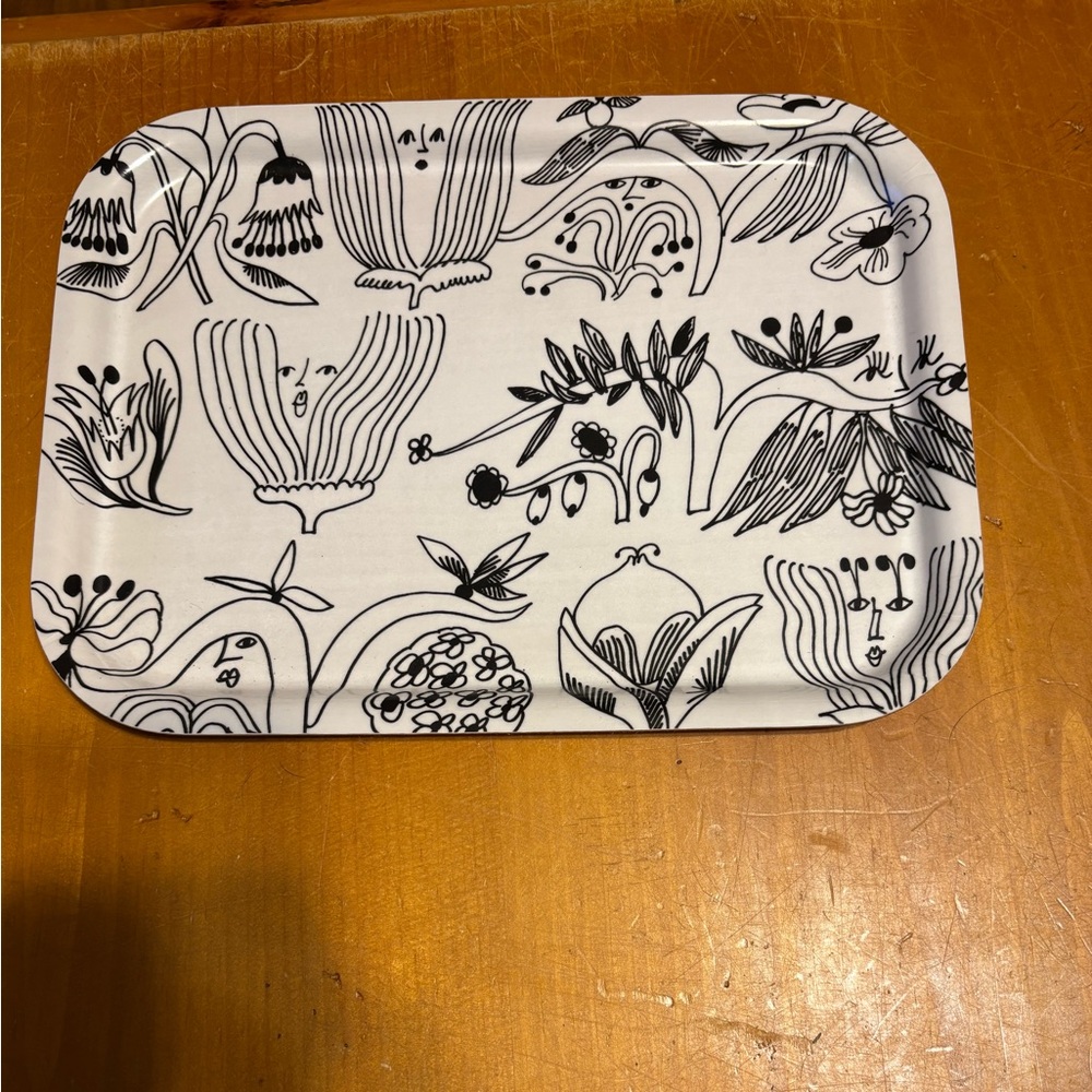 Arabia Puutarhurit Illustrated Tray. 27” x 20”